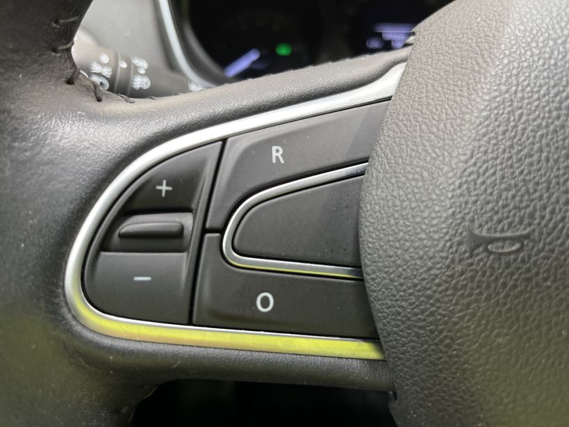 RENAULT MEGANE IV ESTATE 2017 - Photo n°25