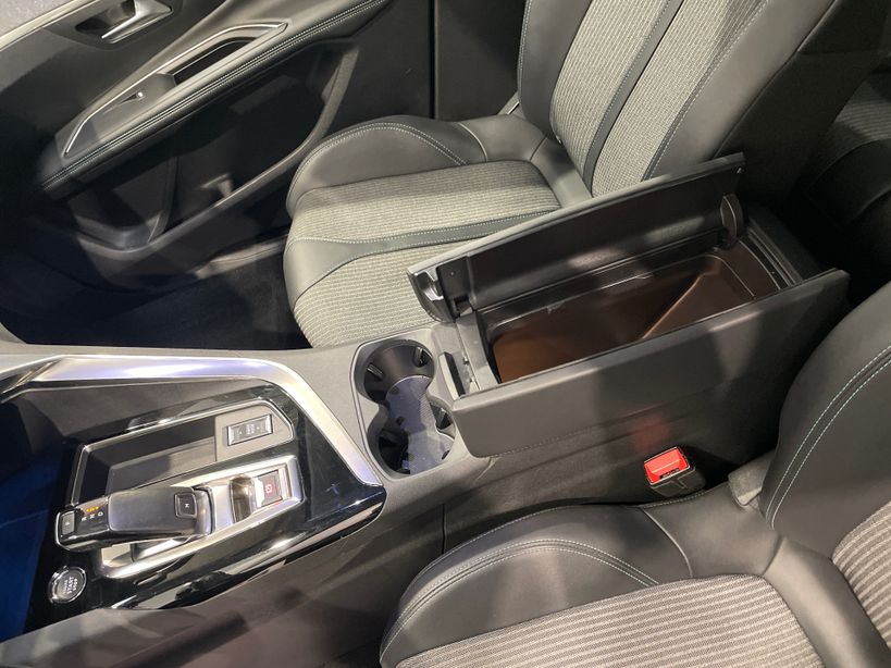 PEUGEOT 3008 2023 - Photo n°23