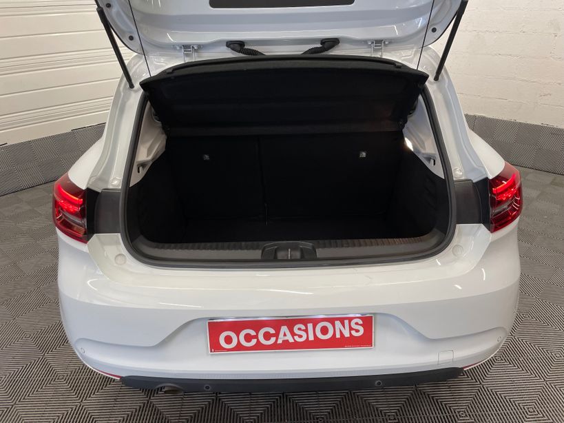 RENAULT CLIO V 2021 - Photo n°7