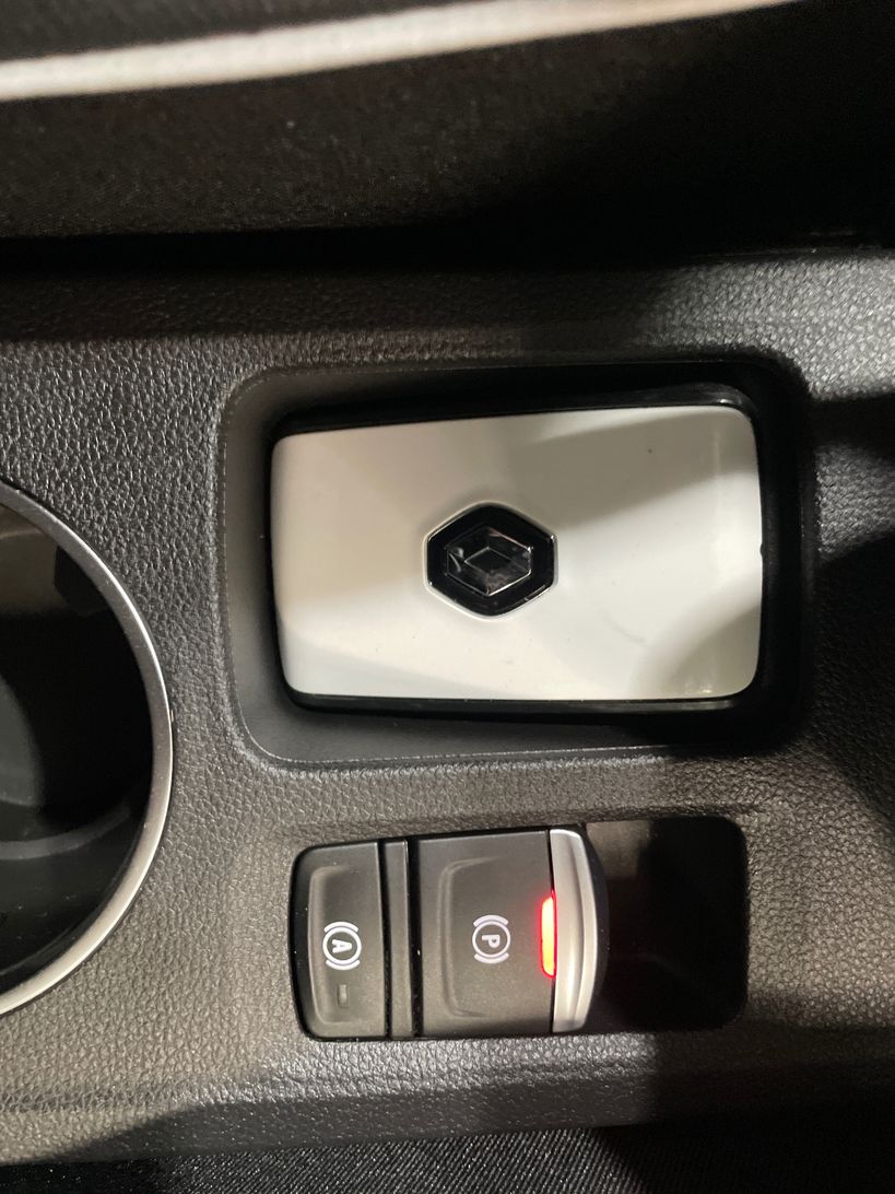 RENAULT CAPTUR 2022 - Photo n°8