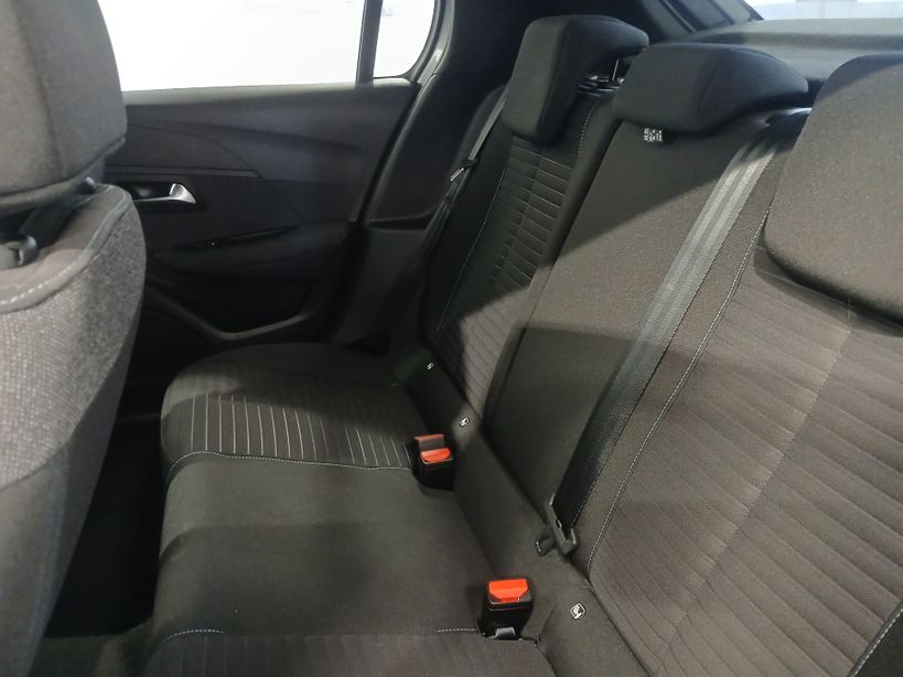 PEUGEOT 208 2023 - Photo n°13