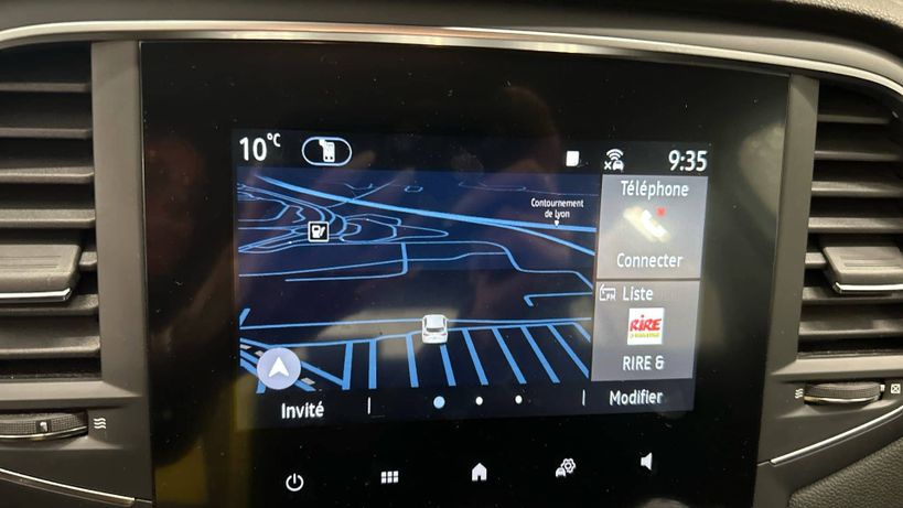 RENAULT MEGANE IV BERLINE 2021 - Photo n°13