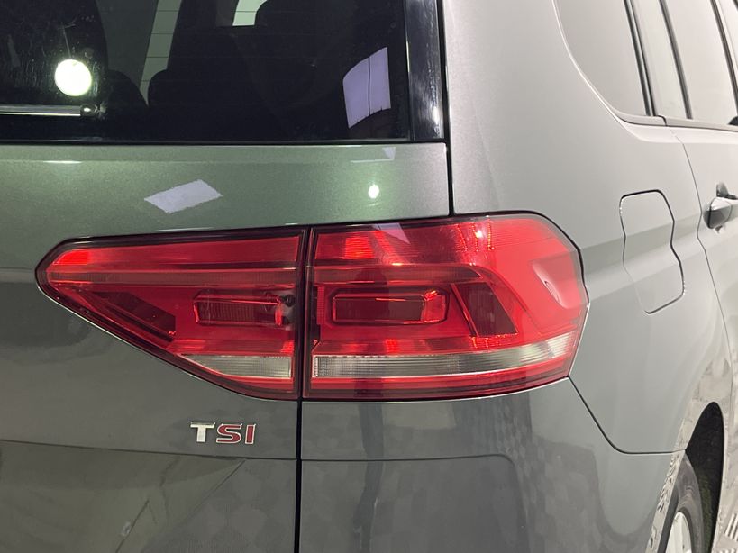 VOLKSWAGEN TOURAN 2016 - Photo n°7