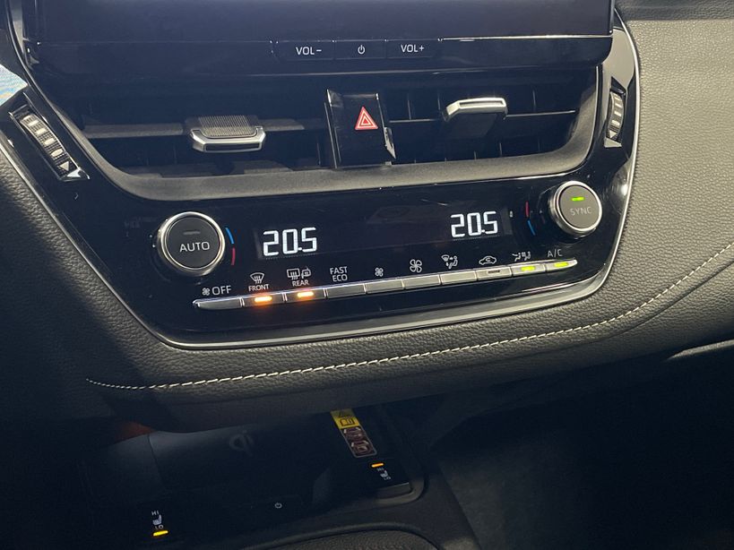 TOYOTA COROLLA TOURING SPORTS HYBRIDE 2023 - Photo n°16