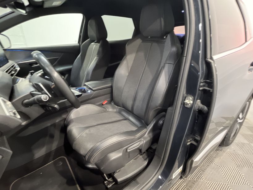 PEUGEOT 3008 2020 - Photo n°10