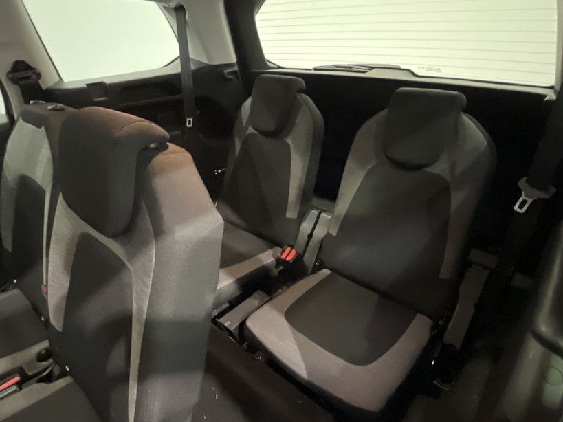 CITROEN GRAND C4 PICASSO 2017 - Photo n°9