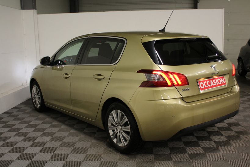 PEUGEOT 308 2018 - Photo n°6