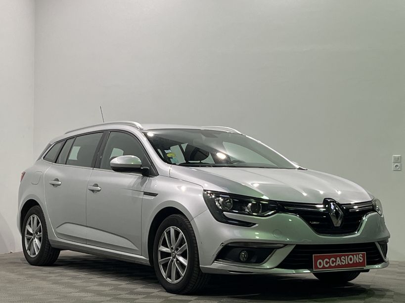 RENAULT MEGANE IV ESTATE 2019 - Photo n°2
