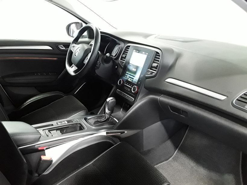 RENAULT MEGANE IV ESTATE 2017 - Photo n°5