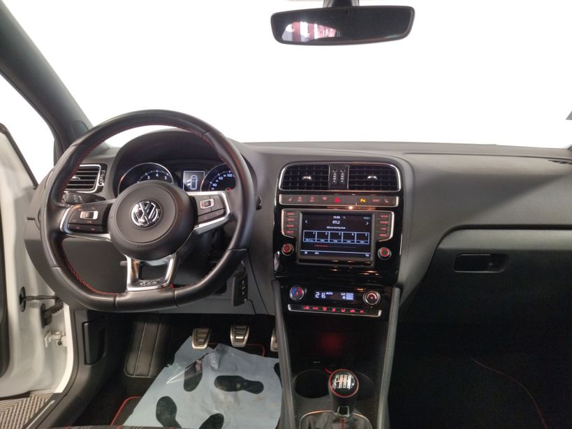 VOLKSWAGEN POLO 2016 - Photo n°21