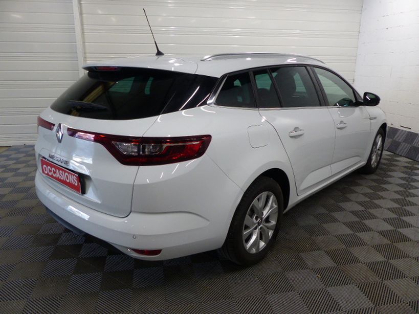 RENAULT MEGANE IV ESTATE 2020 - Photo n°5