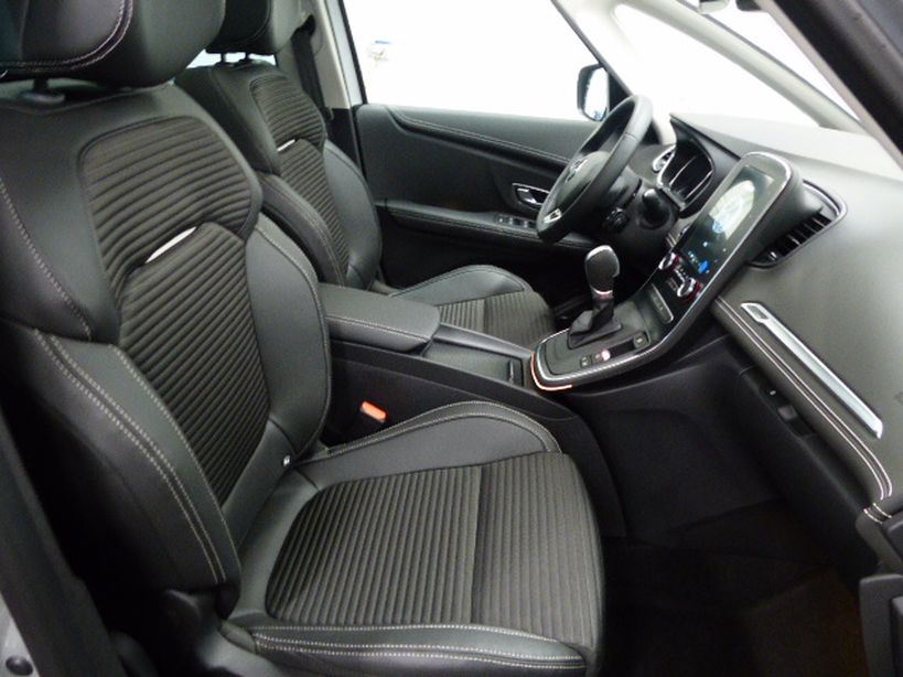 RENAULT GRAND SCENIC IV 2020 - Photo n°6