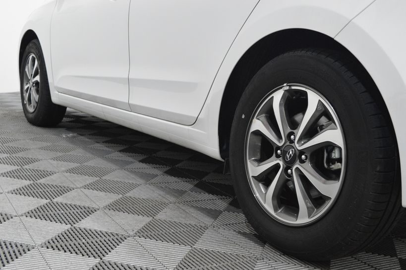 HYUNDAI i20 2018 - Photo n°8