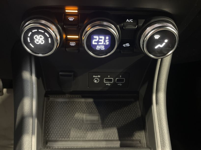 RENAULT CAPTUR 2021 - Photo n°19