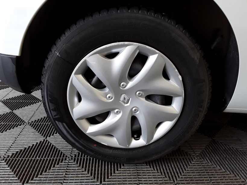 RENAULT MEGANE III SOCIETE 2015 - Photo n°12