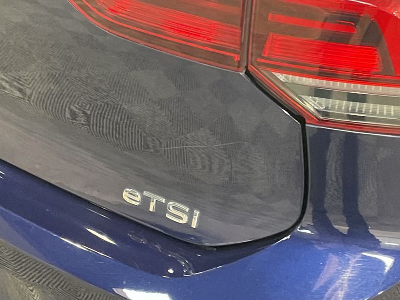 VOLKSWAGEN GOLF 2021 - Photo n°2