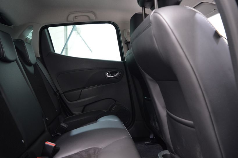 RENAULT CLIO IV 2016 - Photo n°6