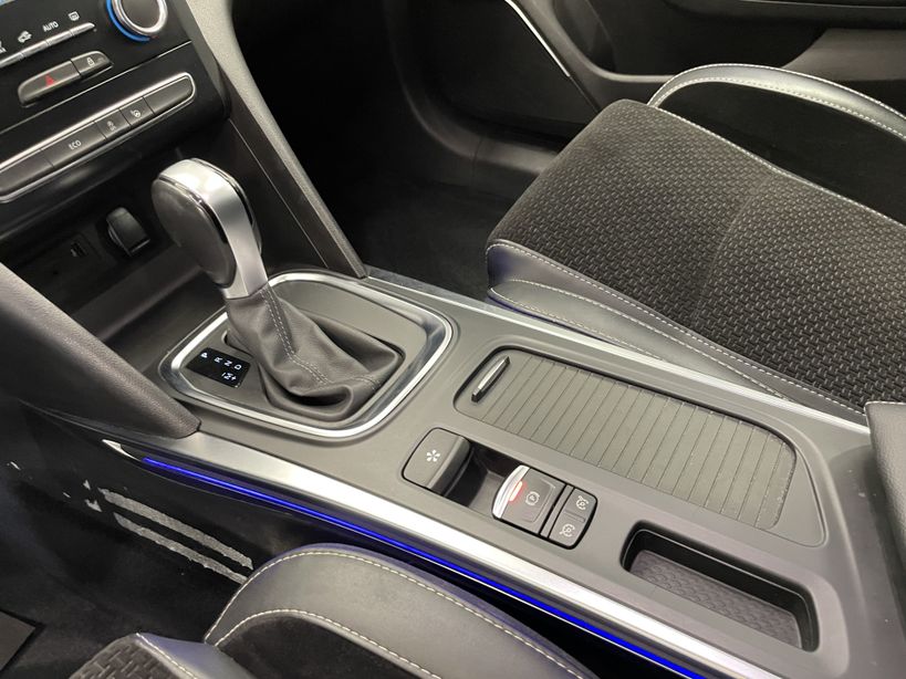 RENAULT MEGANE IV ESTATE 2020 - Photo n°23