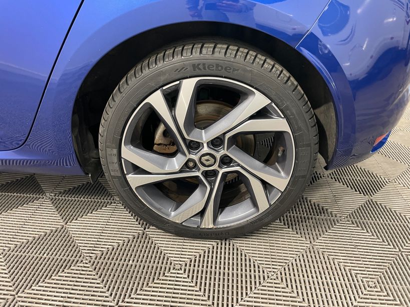 RENAULT MEGANE IV BERLINE 2022 - Photo n°38