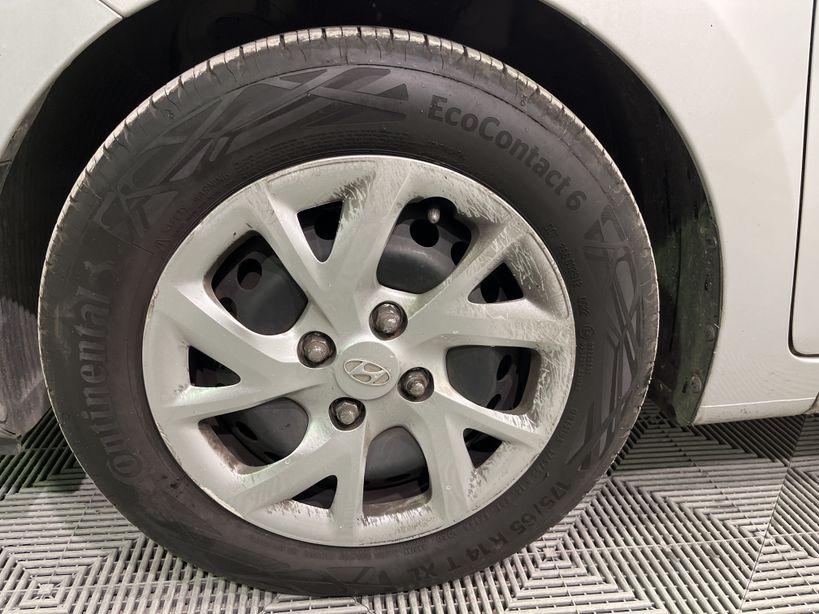 HYUNDAI i10 2019 - Photo n°15