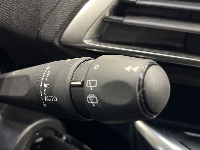 PEUGEOT 3008 BUSINESS 2020 - Photo n°31