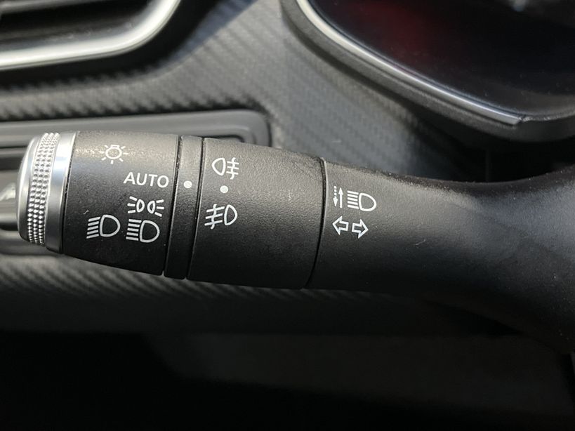 RENAULT CLIO V 2021 - Photo n°28