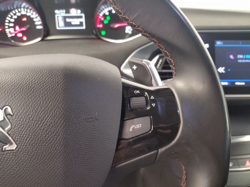 PEUGEOT 308 2020 - Photo n°20