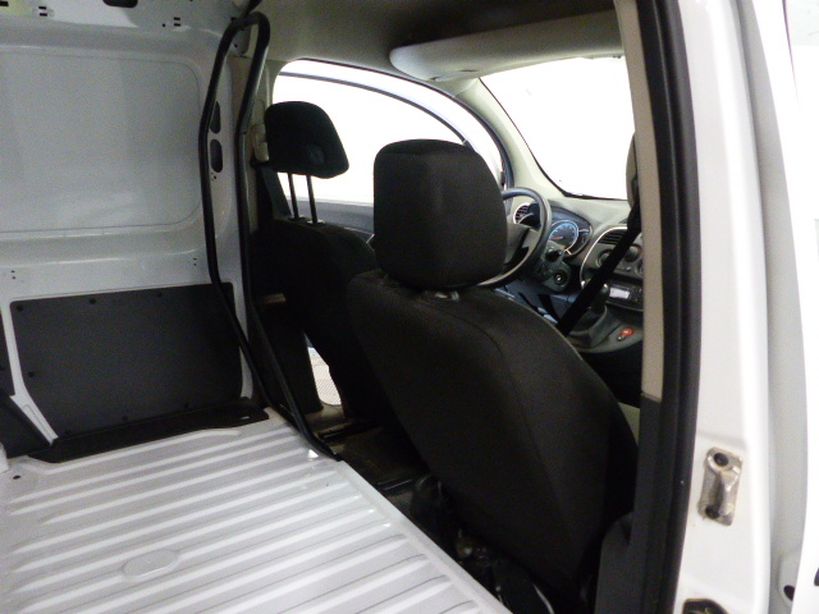 RENAULT KANGOO EXPRESS ZE 2018 - Photo n°20