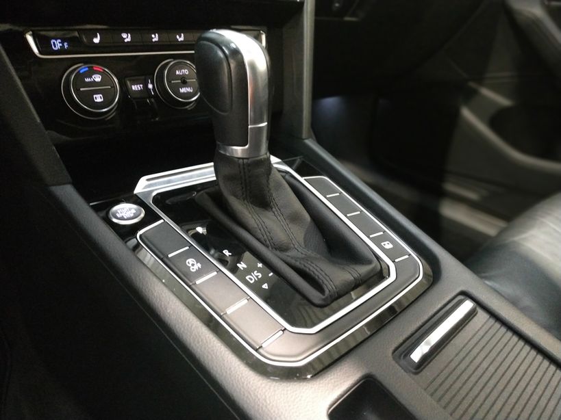VOLKSWAGEN PASSAT 2015 - Photo n°26