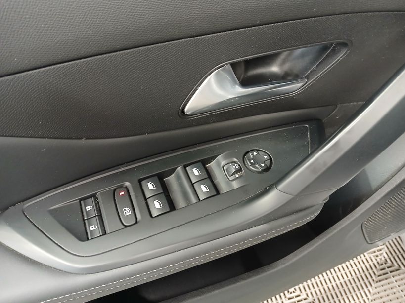 PEUGEOT 308 2024 - Photo n°24