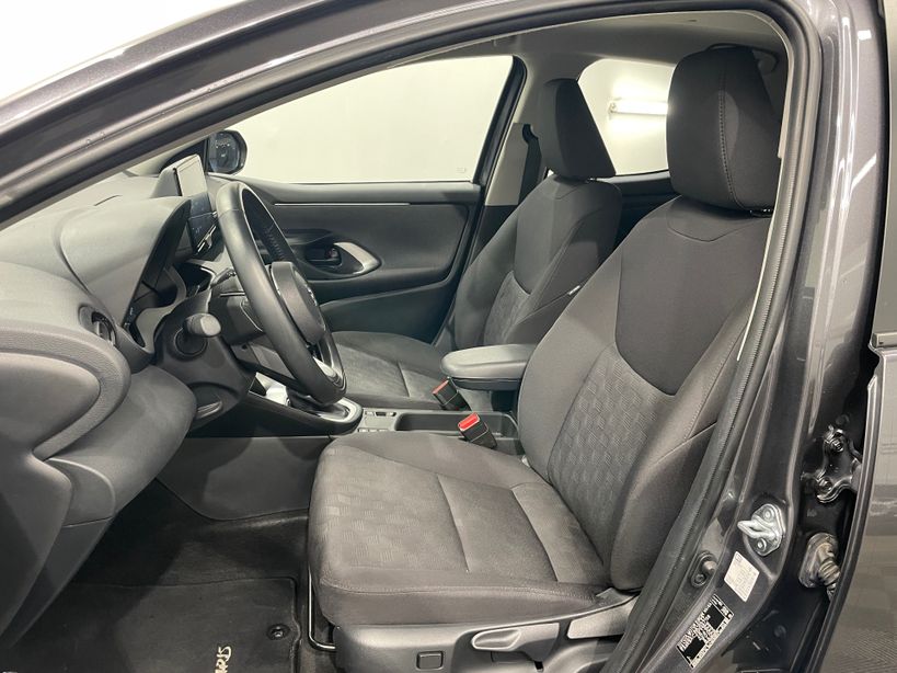 TOYOTA YARIS HYBRIDE 2025 - Photo n°33