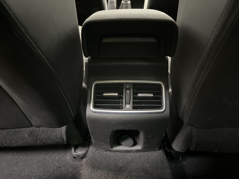 RENAULT MEGANE IV ESTATE 2017 - Photo n°37