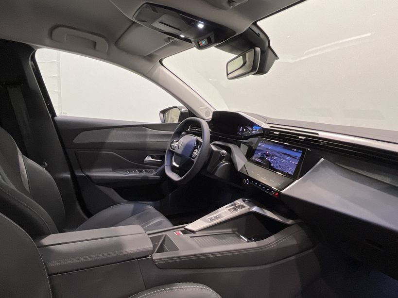PEUGEOT 308 2023 - Photo n°21