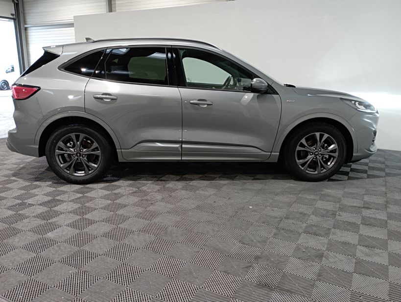 FORD KUGA 2022 - Photo n°8