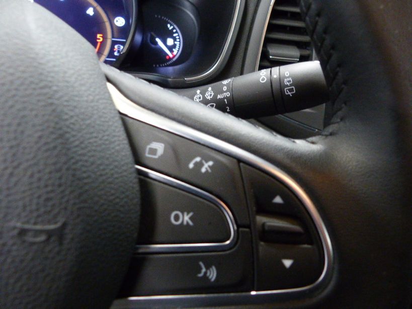 RENAULT MEGANE IV ESTATE 2020 - Photo n°16