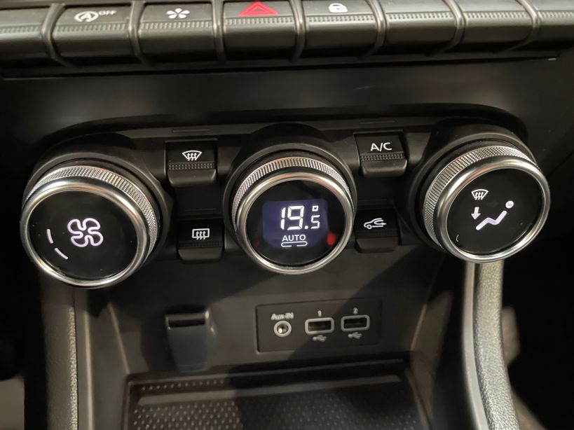 RENAULT CAPTUR 2022 - Photo n°25