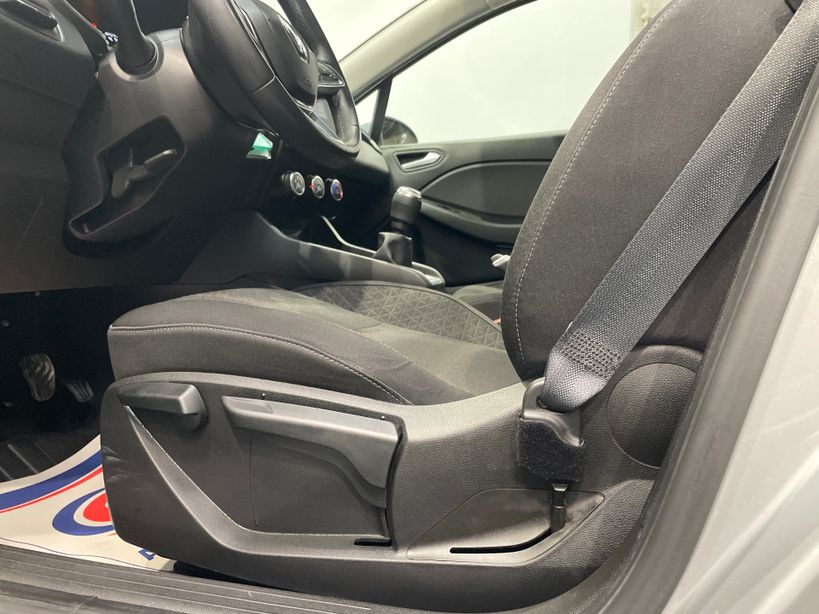 RENAULT CLIO V 2021 - Photo n°33