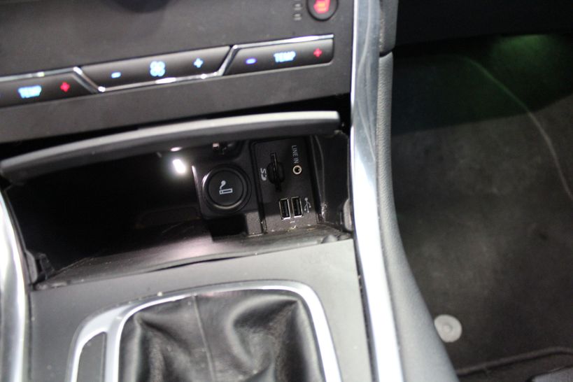 FORD GALAXY 2016 - Photo n°2