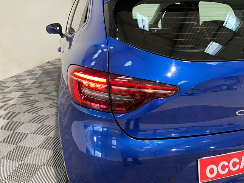 RENAULT CLIO V 2021 - Photo n°8
