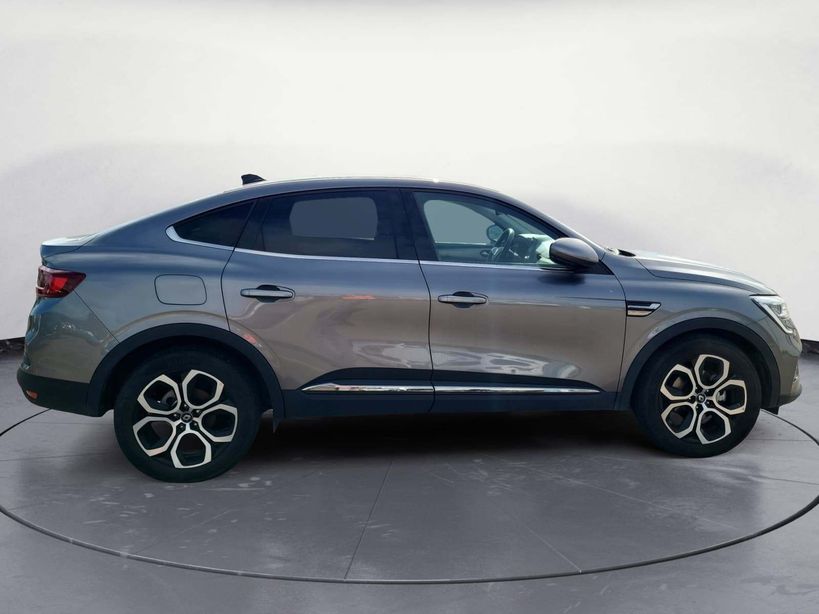 RENAULT ARKANA 2023 - Photo n°4