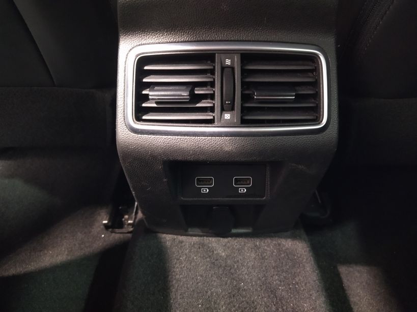 RENAULT MEGANE IV ESTATE 2022 - Photo n°29