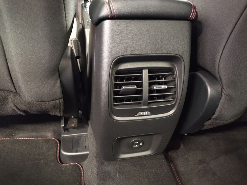 FORD KUGA 2021 - Photo n°23