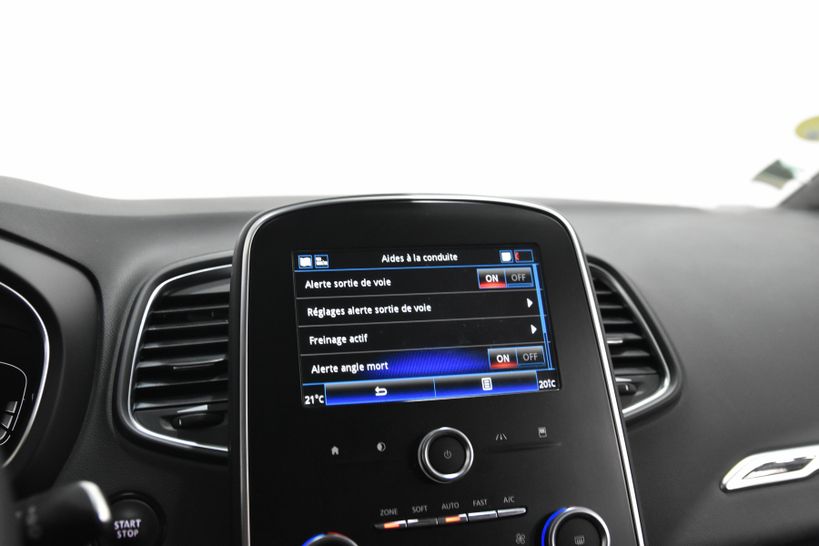 RENAULT GRAND SCENIC IV 2019 - Photo n°20