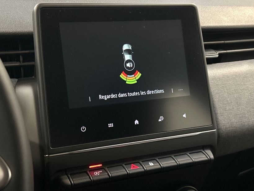 RENAULT CLIO V 2024 - Photo n°12