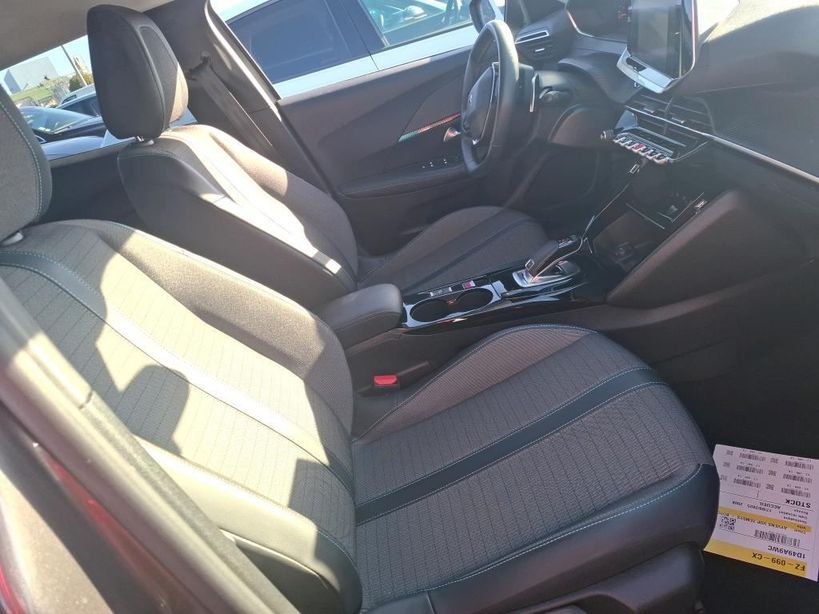 PEUGEOT 2008 BUSINESS 2021 - Photo n°6