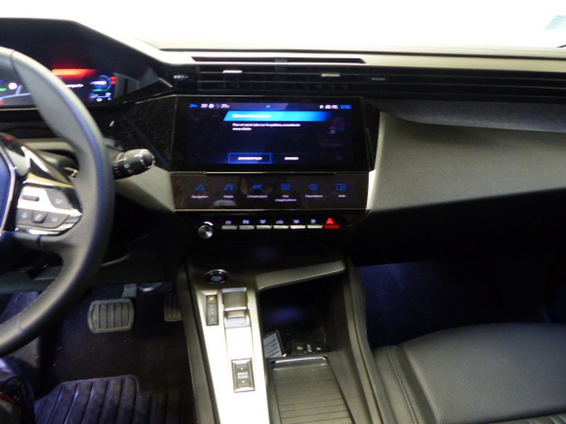 PEUGEOT 308 2023 - Photo n°21