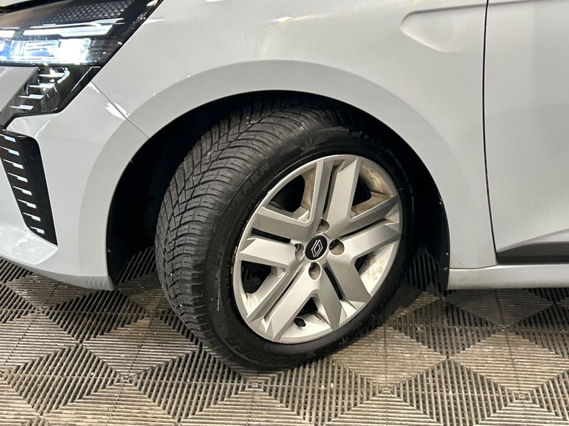 RENAULT CLIO V 2024 - Photo n°5