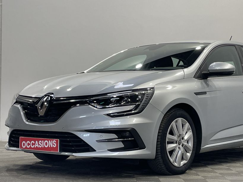 RENAULT MEGANE IV BERLINE 2021 - Photo n°43