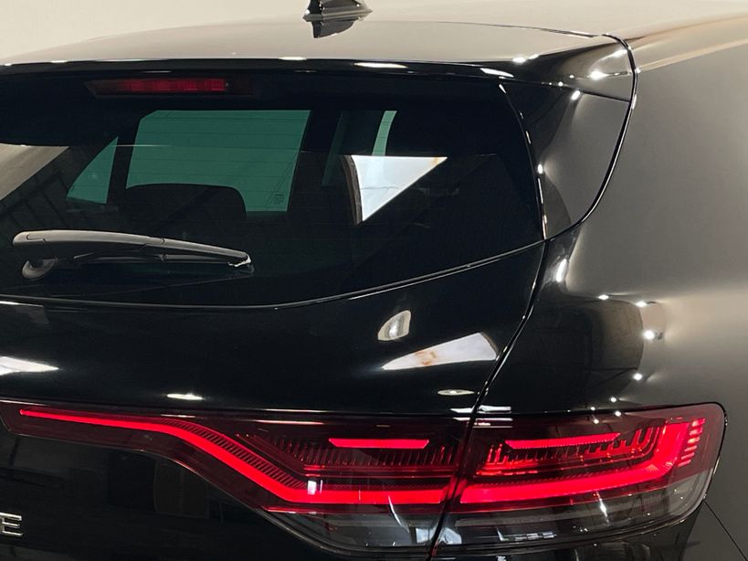 RENAULT MEGANE IV BERLINE 2022 - Photo n°8