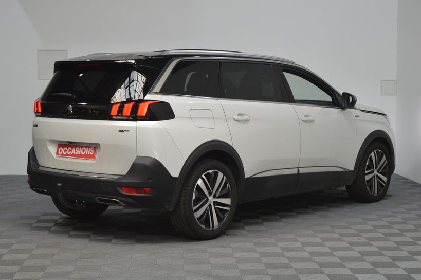 PEUGEOT 5008 2018 - Photo n°3